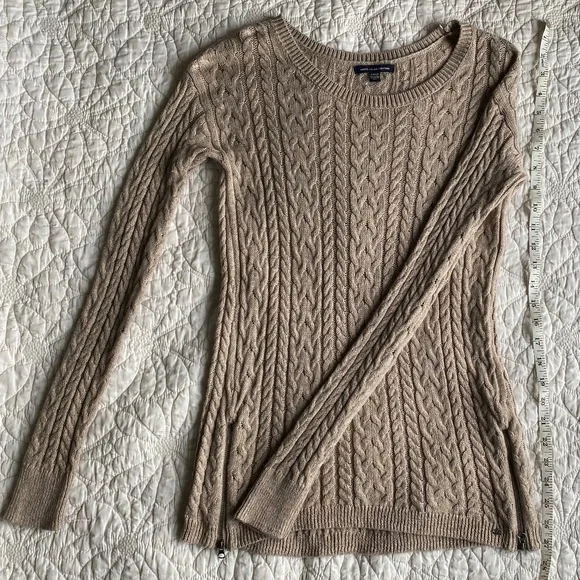 American Eagle Knit Sweater With Zipper Detailing - Picture 4 of 5